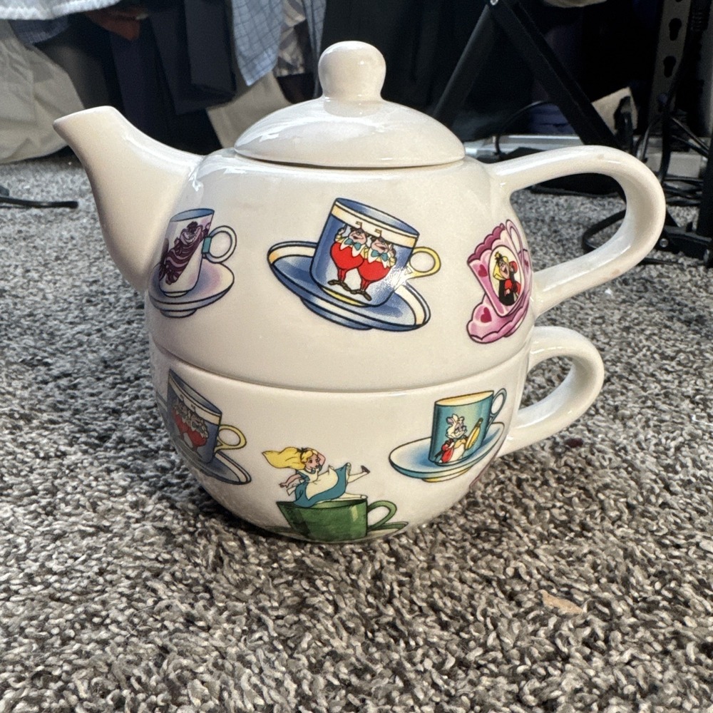 RARE Disney Alice Tea For One Tea Cup & Pot Set F/S Japan Import Thailand